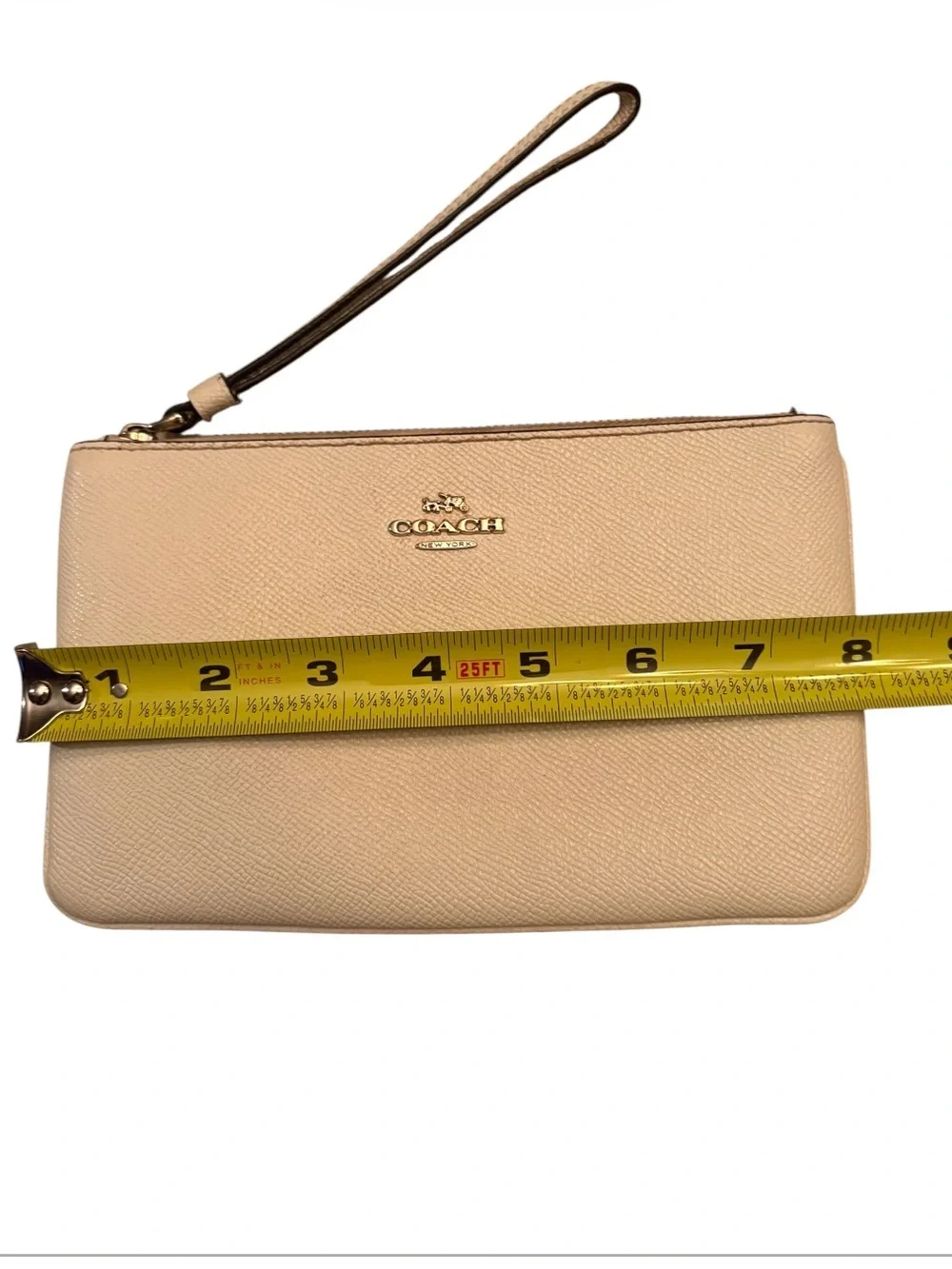 Corner Beige Zip Wristlet